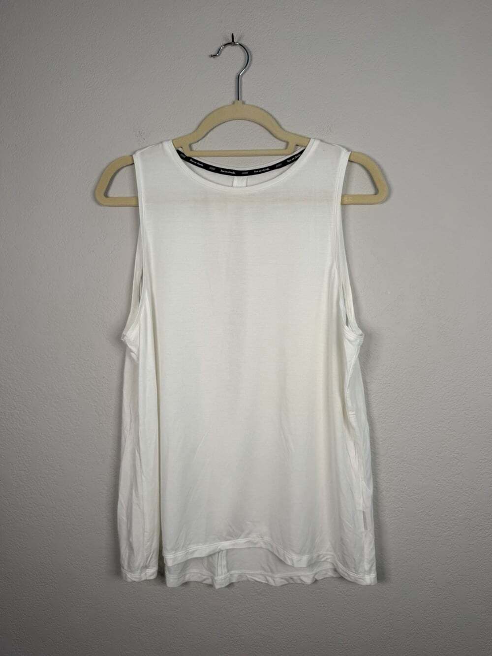 On Running Performance Tank Top Running Shirt Keyhole White Women’s XL